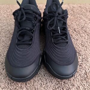 Nike Giannis Immortality 4 Men's Basketball Shoes. Size 10